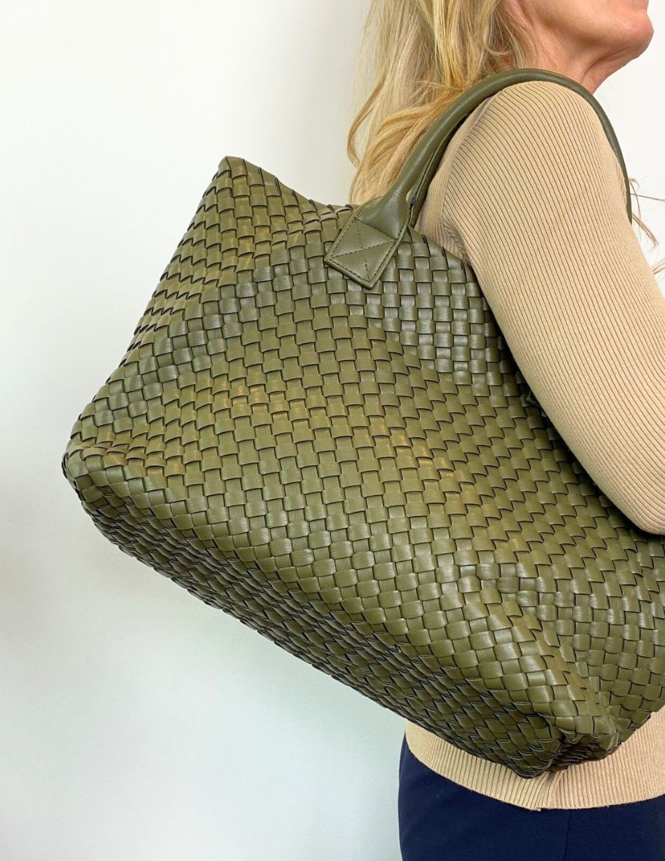5 khaki Woven Tote Bag 9387