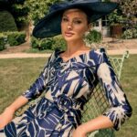 Veni Infantno 992761 Navy & Champagne Floral Dress Detail