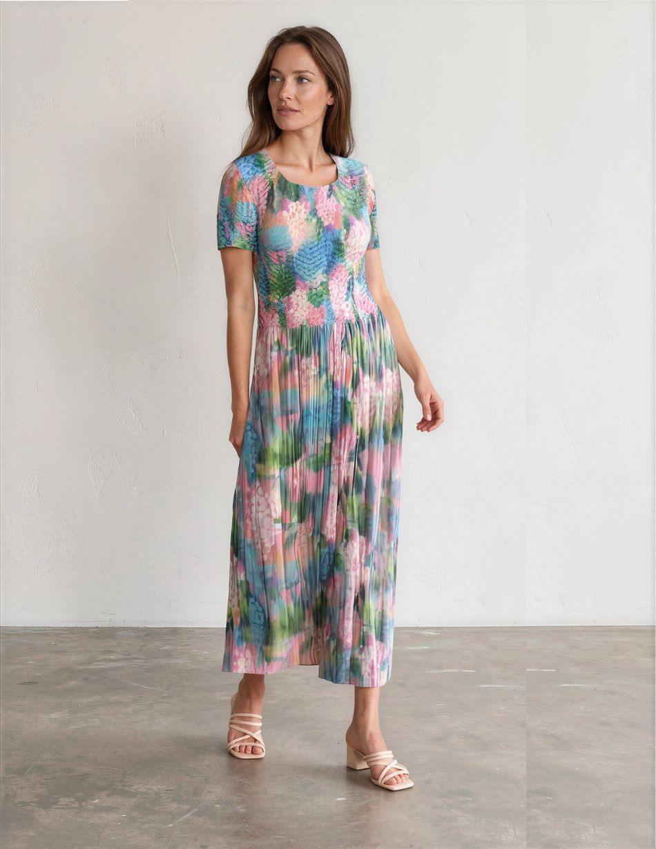 3 leo-and-ugo-pleat-dress
