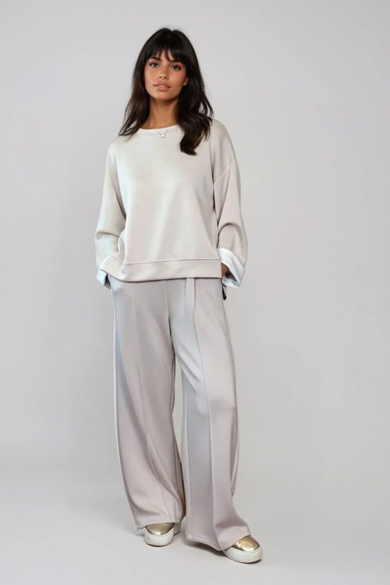 Deck by Decollage Beige Sweatshirt 20108