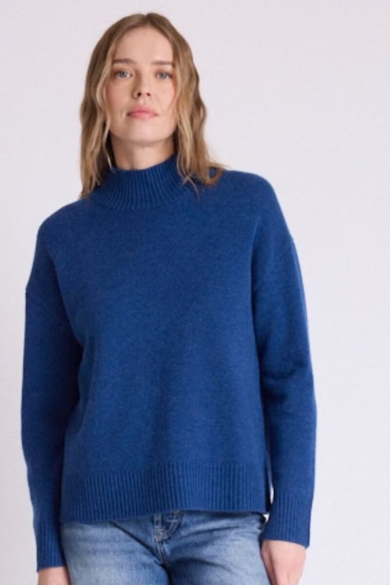 Absolut Cashmere Ocean Zora Roll Neck